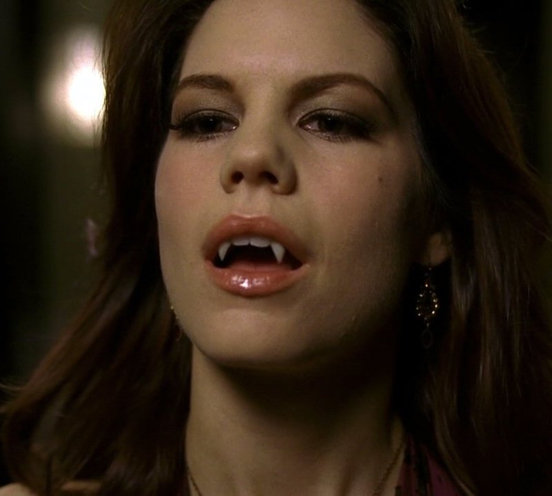 Wishing Mariana Klaveno a very Happy Birthday (seen here in \"True Blood\") 