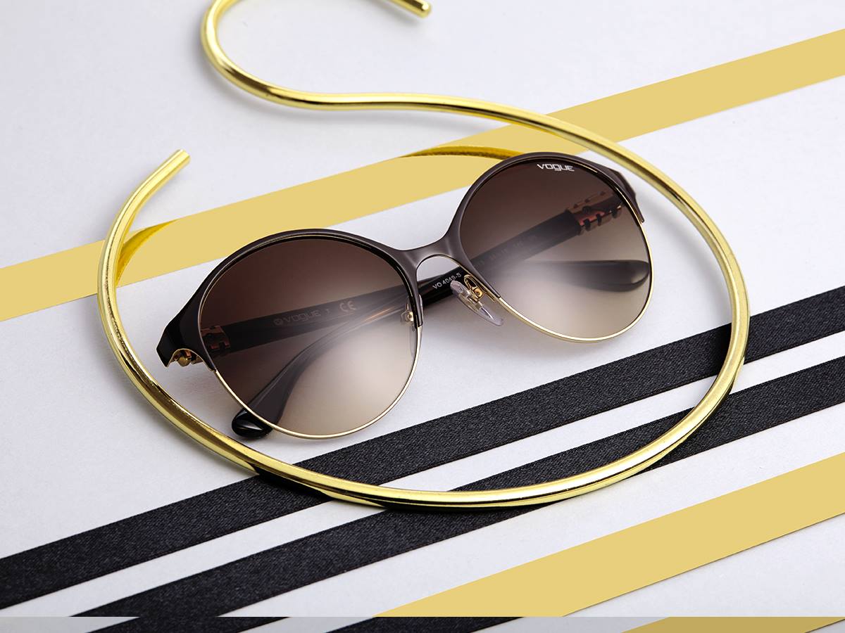 vision_luxe's tweet photo. Entra en modo estrella del rock con tus monturas #MetallicBeat fde #VogueEyewear https://t.co/RxG7lgTbeu