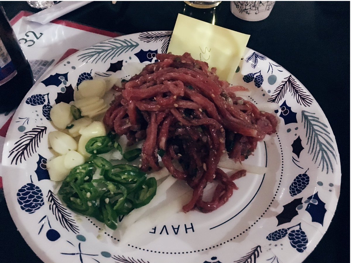 cutsoflamb's tweet image. 세종호텔 노동조합 투쟁 연대 주점의 육회가 참으로 굳굳굳이라 굳이 트위타에도 자랑을 해야 쓰겠다.