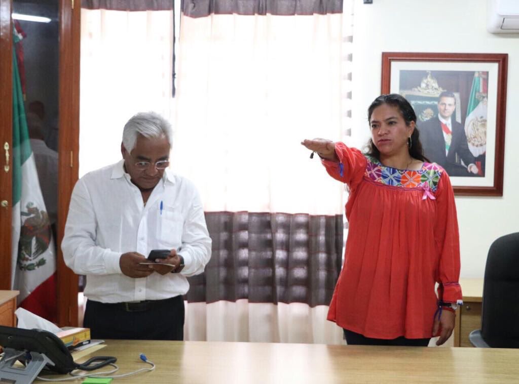 raulfrancov's tweet photo. Asume Míriam Liborio la titularidad de la delegación de la @CDI_mx en #Oaxaca Vía @pmejiaoax https://t.co/vwGTUBbYdi