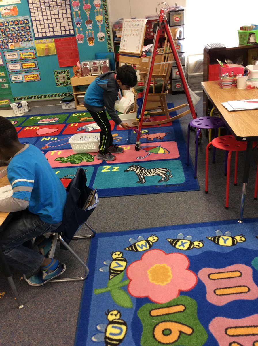 Exploring the room with magnets #bearshine <a href="/BennettBears/">Bennett Bears</a>