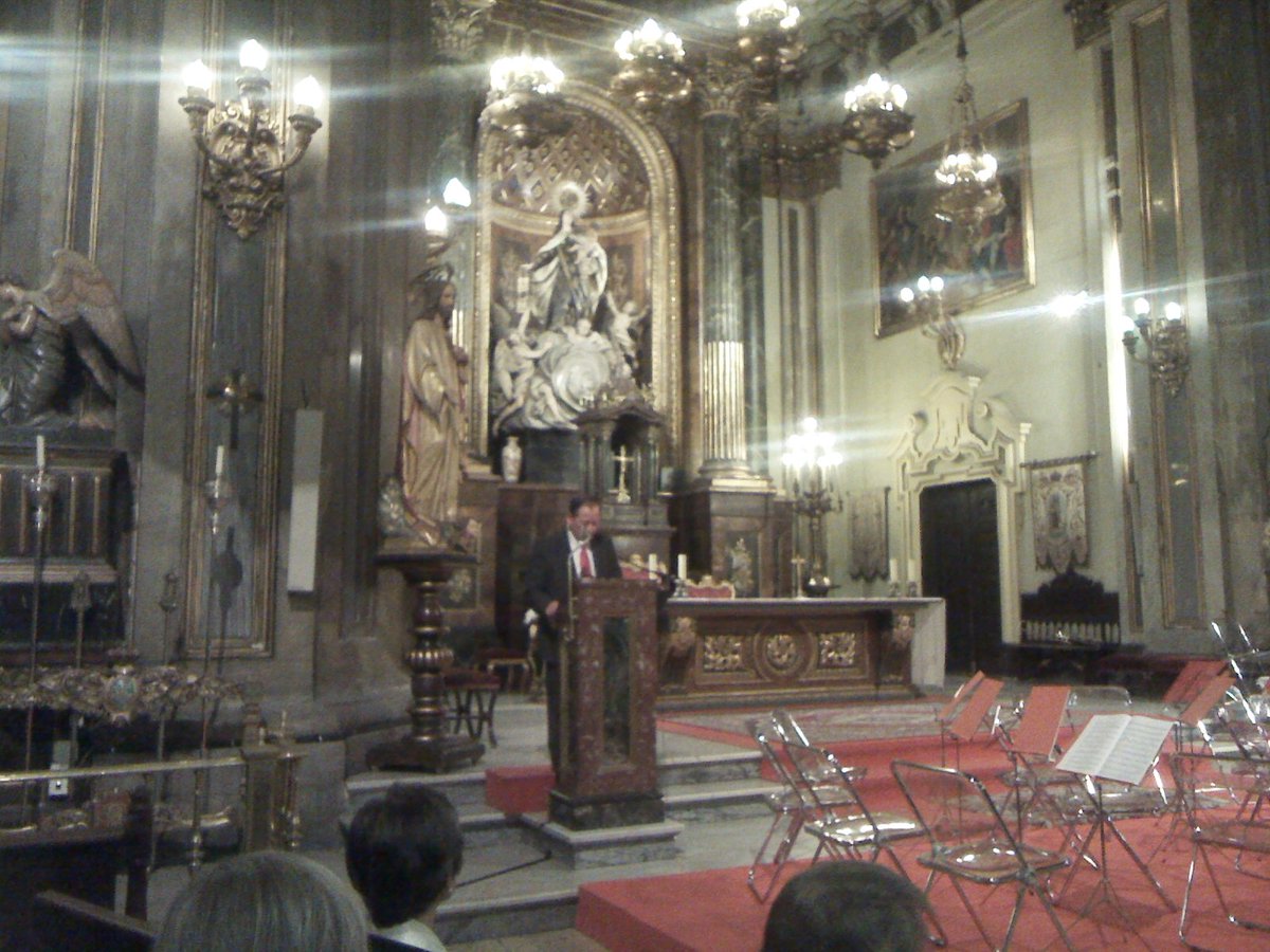 FundFRielo's tweet photo. #JMLopez lee mensaje de #PJesusFernandez para #premioRieloMusicaSacra https://t.co/Vahxxi91N3