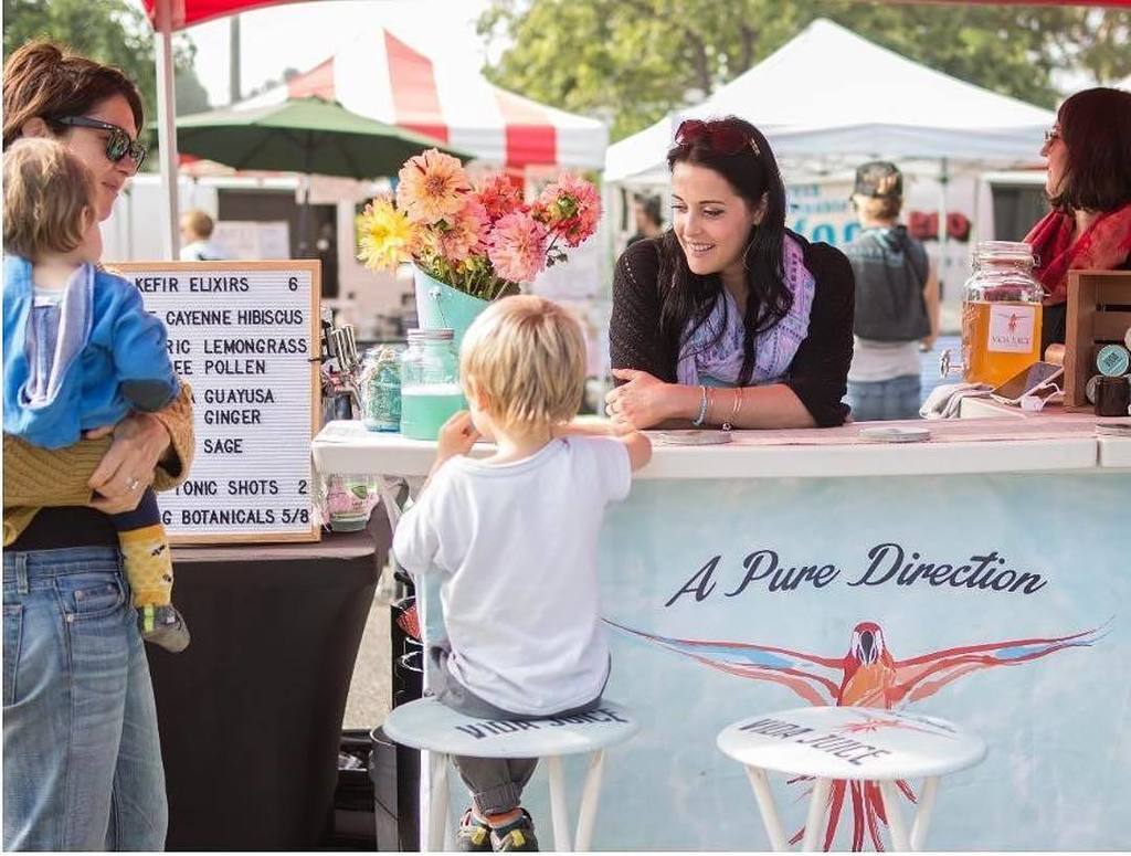 SebManCub's tweet photo. Fall is in the air 🍂🍁 &amp; that means our farmers market season is wrapping up for the year. Downtown market 1:30-6:3… https://t.co/q0bR9xKHtZ https://t.co/MB5SfVuQeJ