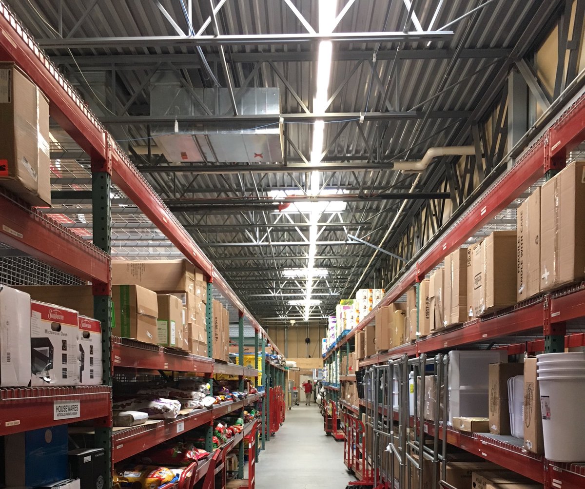 bhubing's tweet photo. Bring on the Q4 merch! #D128BRonlock #emptysteel https://t.co/xyswNimfE2