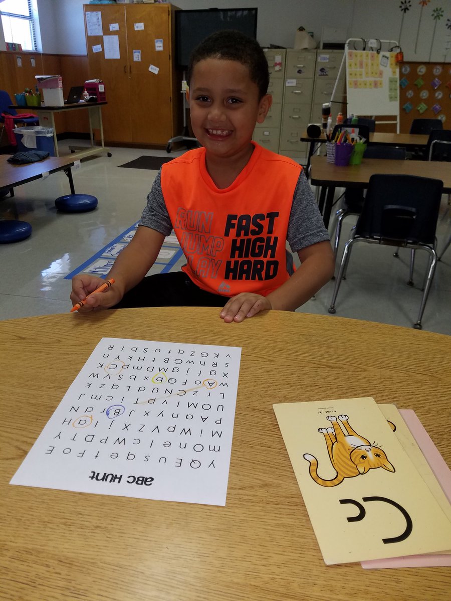 MartinezNSE's tweet photo. Working hard on the ABC hunt! October17nse https://t.co/hJbtpbpRas