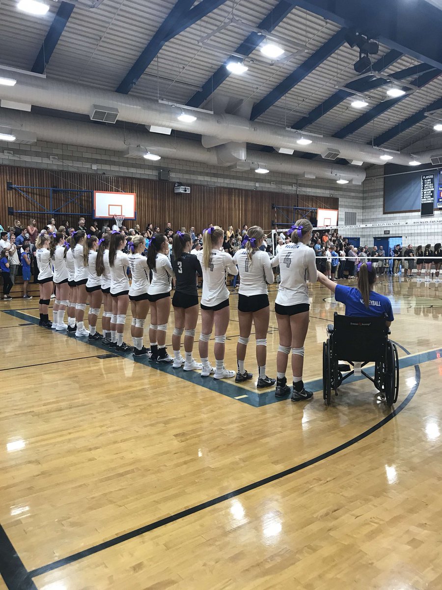 alexkevy's tweet photo. Senior Night! Last Volleyball game tonight vs Oak Ridge in the small gym!⚡️⚡️ https://t.co/xJZmXvHh8N