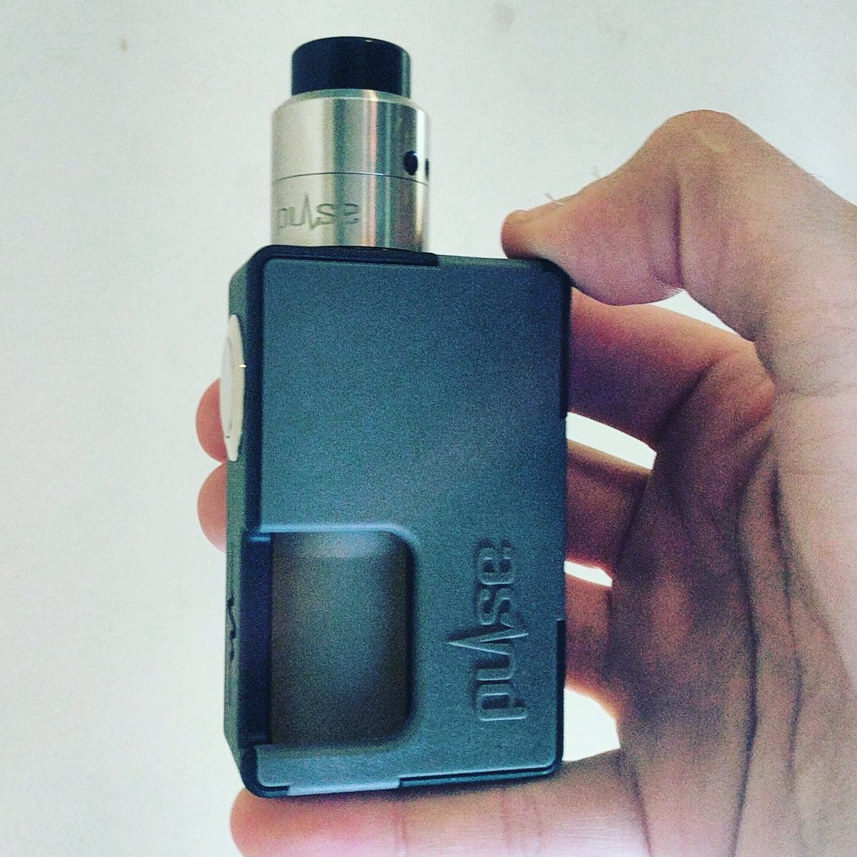 FallinEddy's tweet photo. @VaporTrailCh something special showed up today. Nice job brother https://t.co/XOG38v4GLq