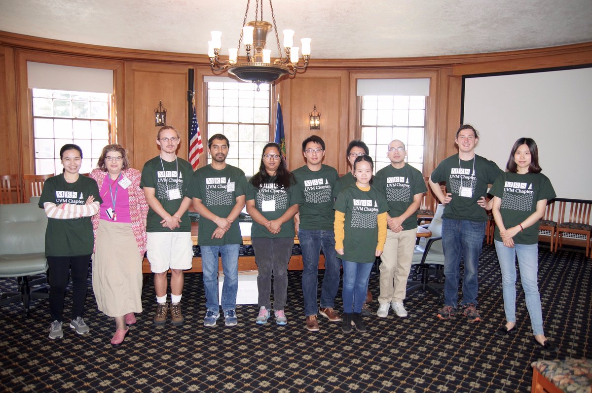 MRSUVM's tweet photo. #MRS UVM Chapter membership drive day Oct 4, 2017 https://t.co/aH20lIhlw6