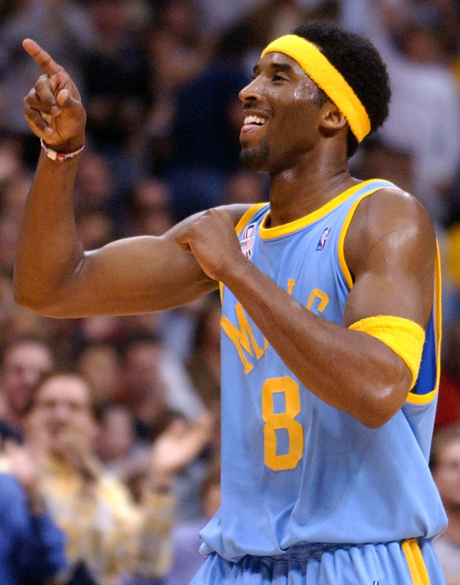 ESPN X The Lakers are wearing their MPLS throwbacks at home tonight for the first time in 15 years. Last time this guy dropped 28. https t hhj92GFE5N X