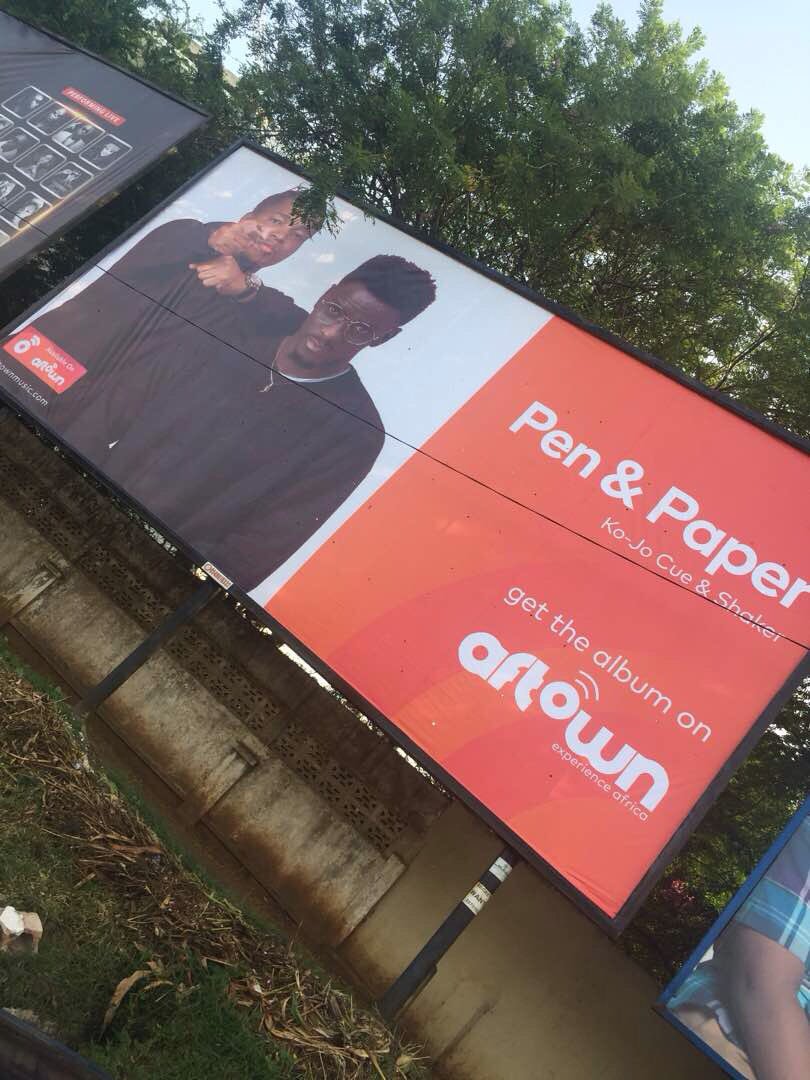 Shakerthis's tweet image. Pen and Paper 

Album available on @aftownmusic  

Link :  bit.ly/2yxDbwP

Rt please , tenkew