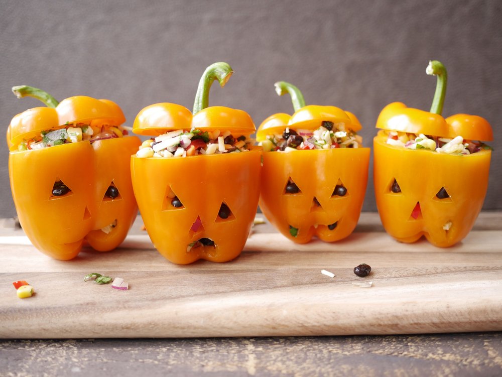environne's tweet photo. Jack-O-Lantern stuffed peppers packed with southwest flavor. #PurelyEssential #WashBeforeYouEat
https://t.co/zlieRSgQMg https://t.co/WEMvM5z0lX