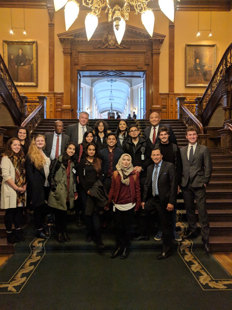 KFlynnOakville's tweet photo. Fantastic meeting with the @UTMLiberals today! Great to see so many young people involved in politics. #onpoli @OYLorg https://t.co/XjiYGIVhPU