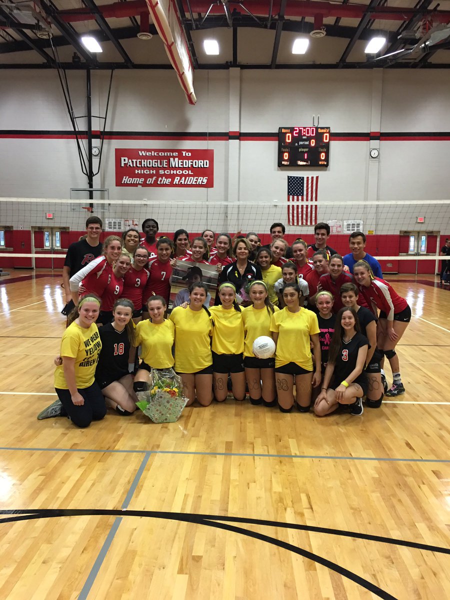 Congrats to Coach Jeanie Smith on a wonderful 29 years on the court! #PMpride <a href="/PMRaiderVB/">PMRaiderVB</a> @PatMedSchools @PatMedHS @PMSchoolsSupe
