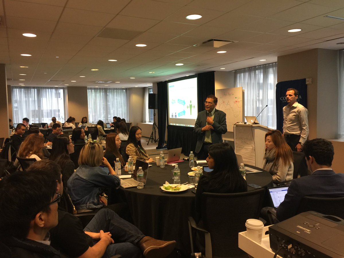 CorrineV's tweet photo. @DeelyThomas and Data Master Sid Dalal at @CU_SPS_ApAn fantastic session on AI, ML and more. Incredible opportunity for #APANSprint students! https://t.co/IomN1TWW7F