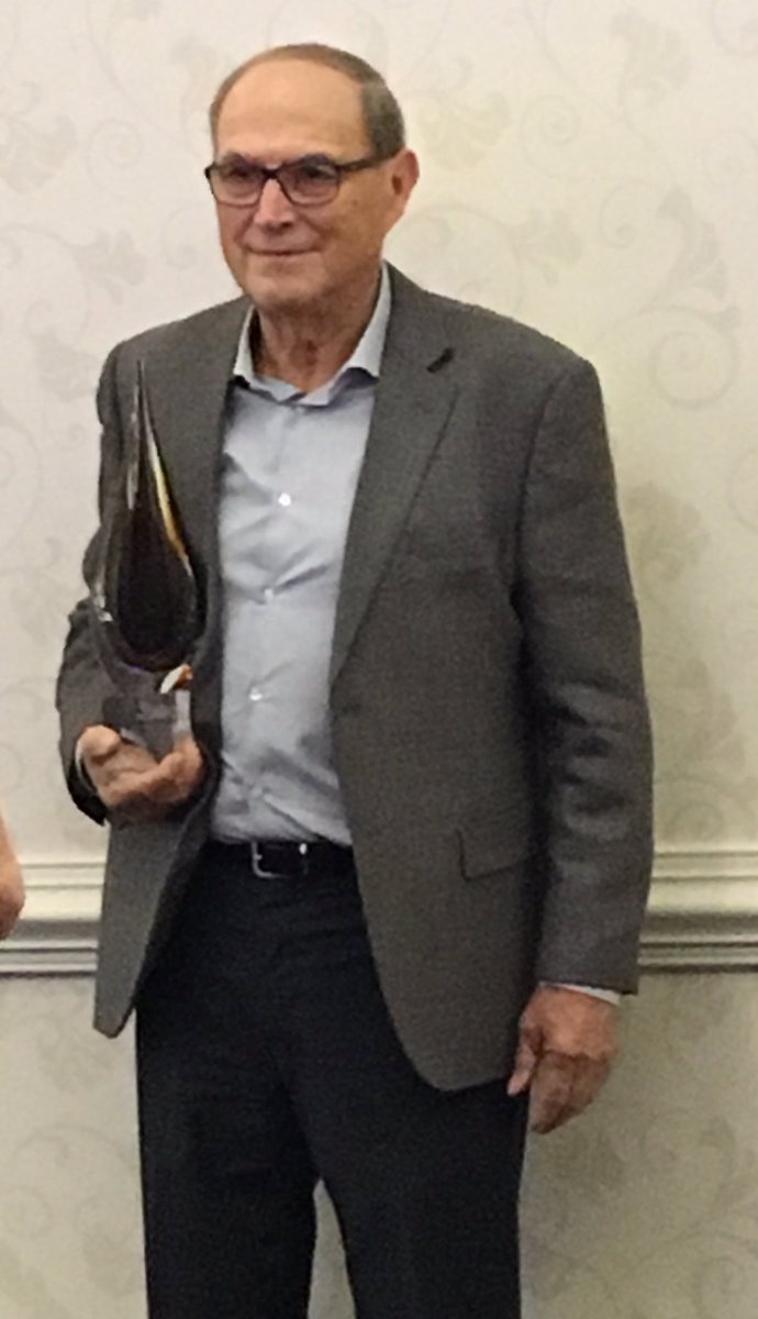 andersonkateg's tweet photo. https://t.co/ZdlFRL8dxU "Leaving a convo with Les Steffe you feel heard and have learned something about yourself" Pioneer Award #MR17CONF https://t.co/zjv62jnHTs