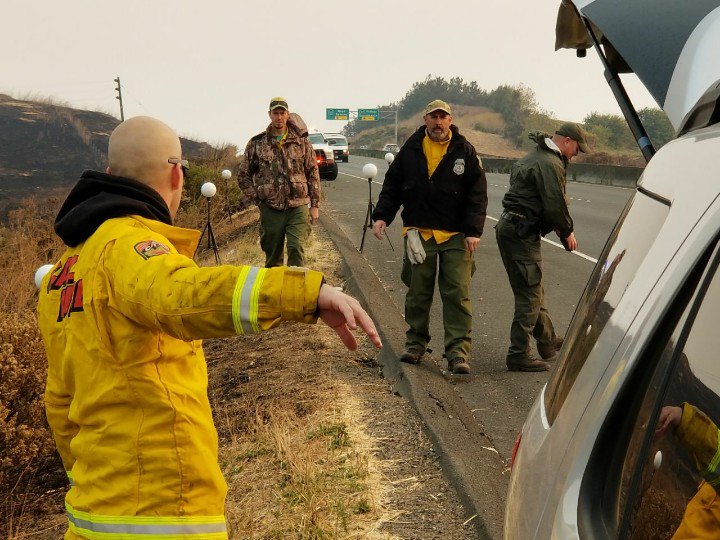 2hip4tv's tweet photo. 200 feet per second is how fast the fire in Sonoma County was moving. The investigation continues. Investigators back out on Hwy 37 today. https://t.co/kebilOr2I9