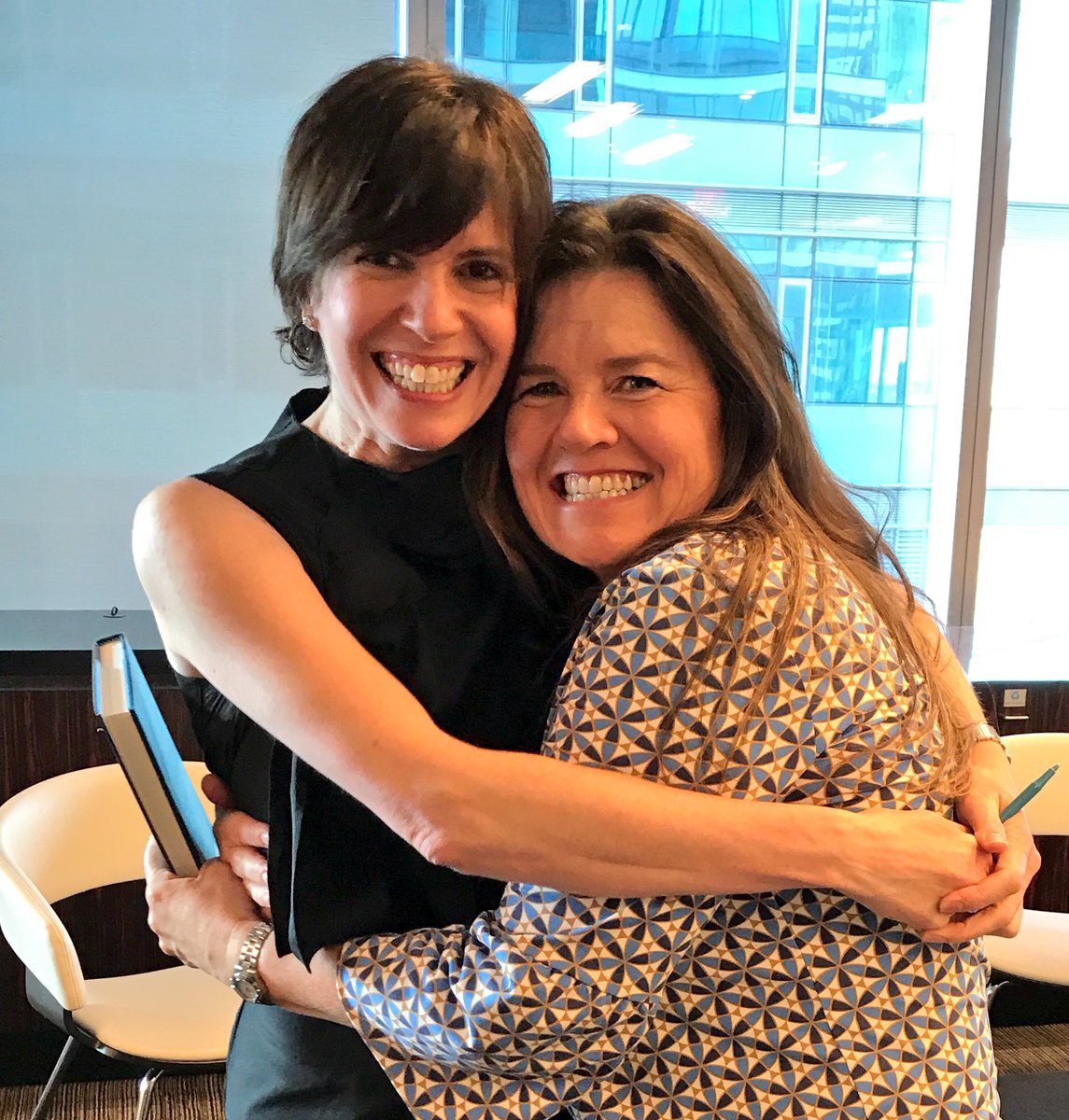 irwin_brenda's tweet photo. Kinetic energetic morning launch!
Sooooooo good to see you in person in our homeland @jkhoey π¨π¦!
@GoodmansLLP
#BYDN
#NetworkingGenius https://t.co/nLbPeeIx8a
