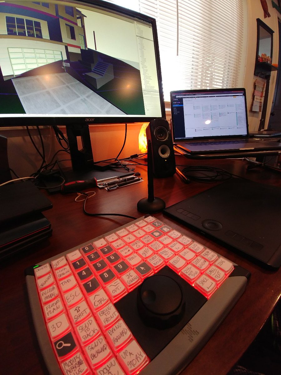 thepsyntyst's tweet photo. @xkeys_pi @ARCHICAD @wacom #archicad #intouspro #xkeys the ultimate designing combo! https://t.co/WM8V0XYoMH