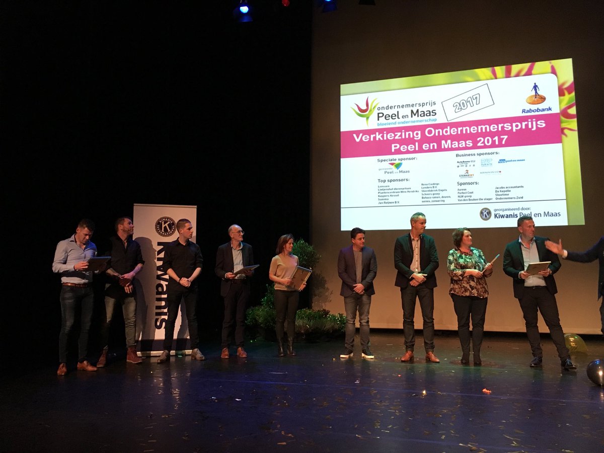 Spannend!!! Genomineerden <a href="/OPpeelenmaas/">OndernemersprijsP&M</a> krijgen te horen wie als winnaar uit de bus gaat komen......