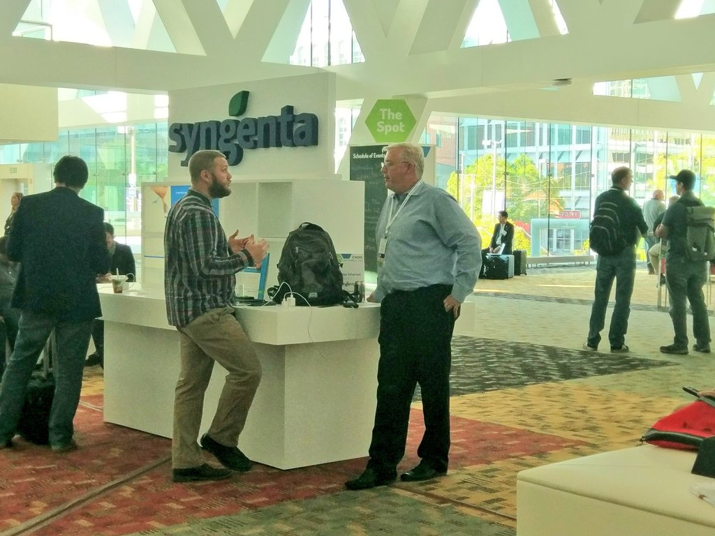 SyngentaPest's tweet image. Thanks for an informative session on #CockroachSolutions, Chris! Stop by &apos;The Spot&apos; b/w sessions for wifi &amp;amp; to charge up. #PestWorld2017