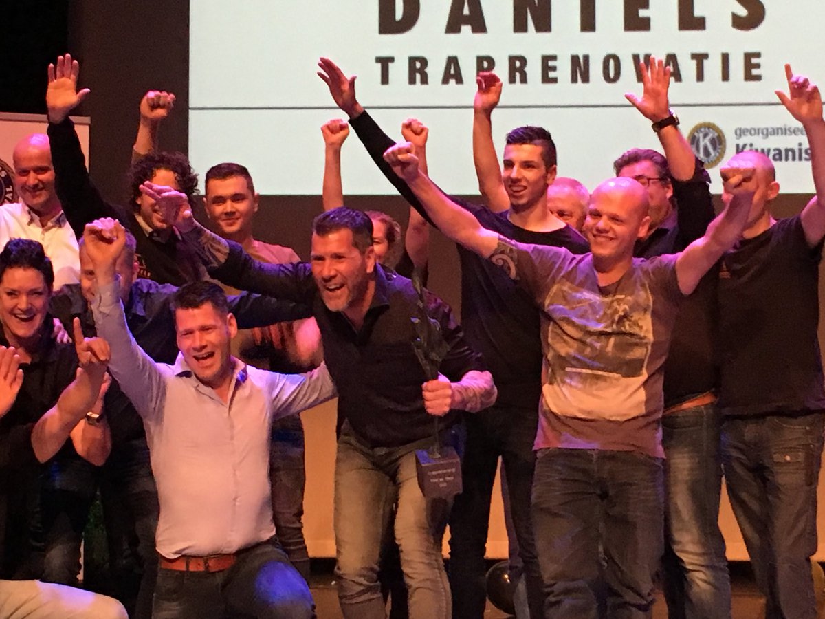 Daniels traprenovatie uit Meijel wint de Ondernemersprijs Peel en Maas!!! Proficiat Jeroen, Ronald en team namens @RaboPML !!