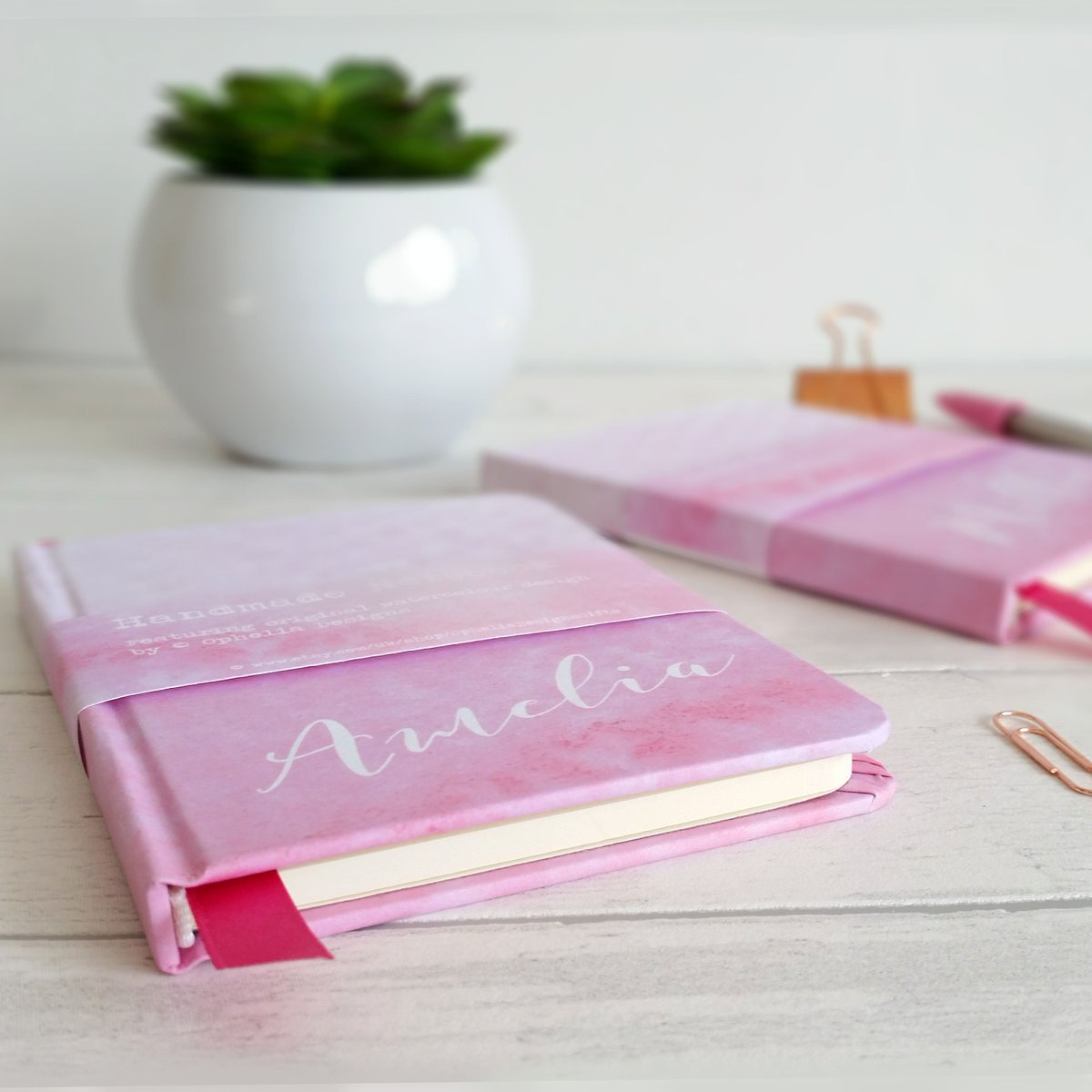 OpheliaDesigns's tweet photo. With 8 shades to choose from my #handmade #notebooks are sure to appeal to everyone on your gift list https://t.co/o9vaSwrgqH #personalised https://t.co/ZBtPkZaMdL