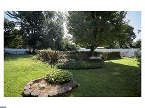 mhartery's tweet photo. Sched appt w/ Michaela L. Hartery @ 856-912-2973 email mhartery@remax.net 110 Apple Lane Mt Laurel #MOTIVATEDseller #seekingReasonableOffers https://t.co/iarmZmKOML
