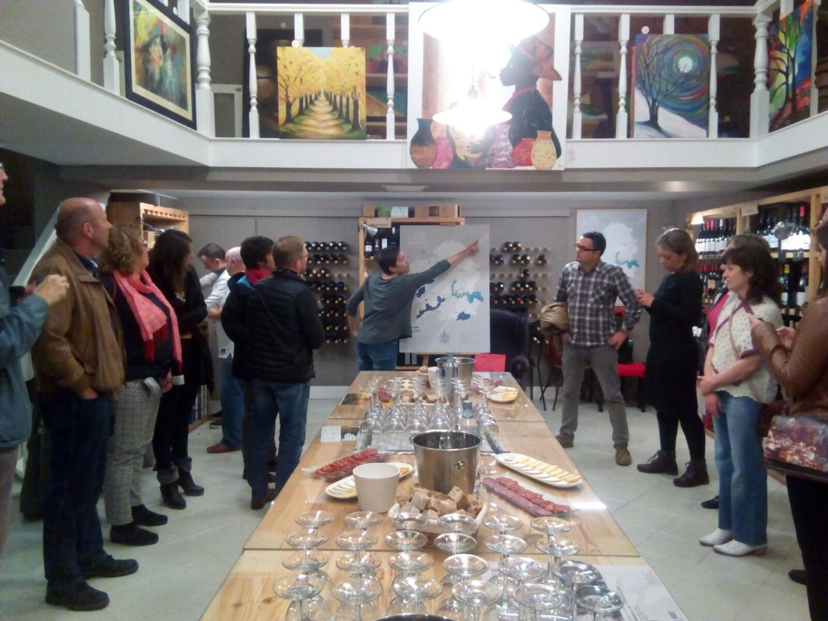 RIPcongress2017's tweet photo. Galician Wine Tasting at Vide Vide https://t.co/YDV48sk0RG