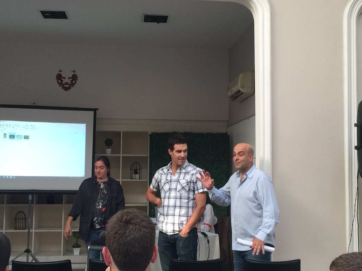 QuanamCorp's tweet photo. Ahora Andrés Scotti hablando de valores y trabajo en equipo #BADay2017 https://t.co/hN5mkQHEb7