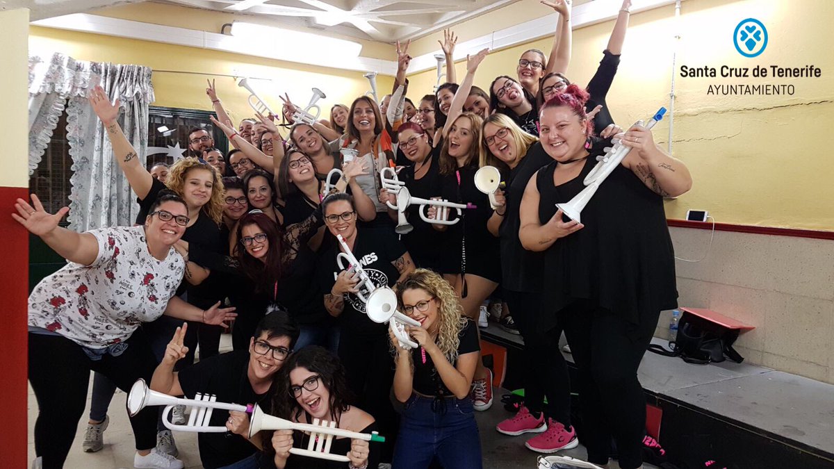 Nuestras #VisitasCarnavalSC18 continúan hoy con las amigas de la murga <a href="/KlandestinasM/">Klandestinas Murga</a> #CarnavalSC18 🎭🎭