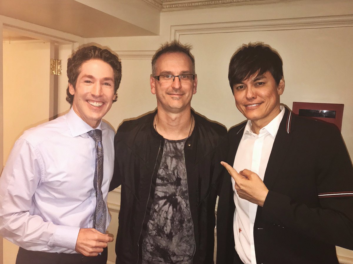 PunkTraderWeb3's tweet photo. Standing b/w these 2 spiritual giants reminds me GOD WILL TAKE U PLACES that ur skills &amp; ability cannot! @joelosteen @josephprince #favor https://t.co/GXT3bHeMRZ