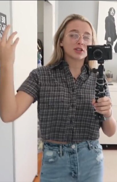 EmmaLynAvery's tweet photo. @emmachambie sorry ��🙃 https://t.co/vV6eSWapLN