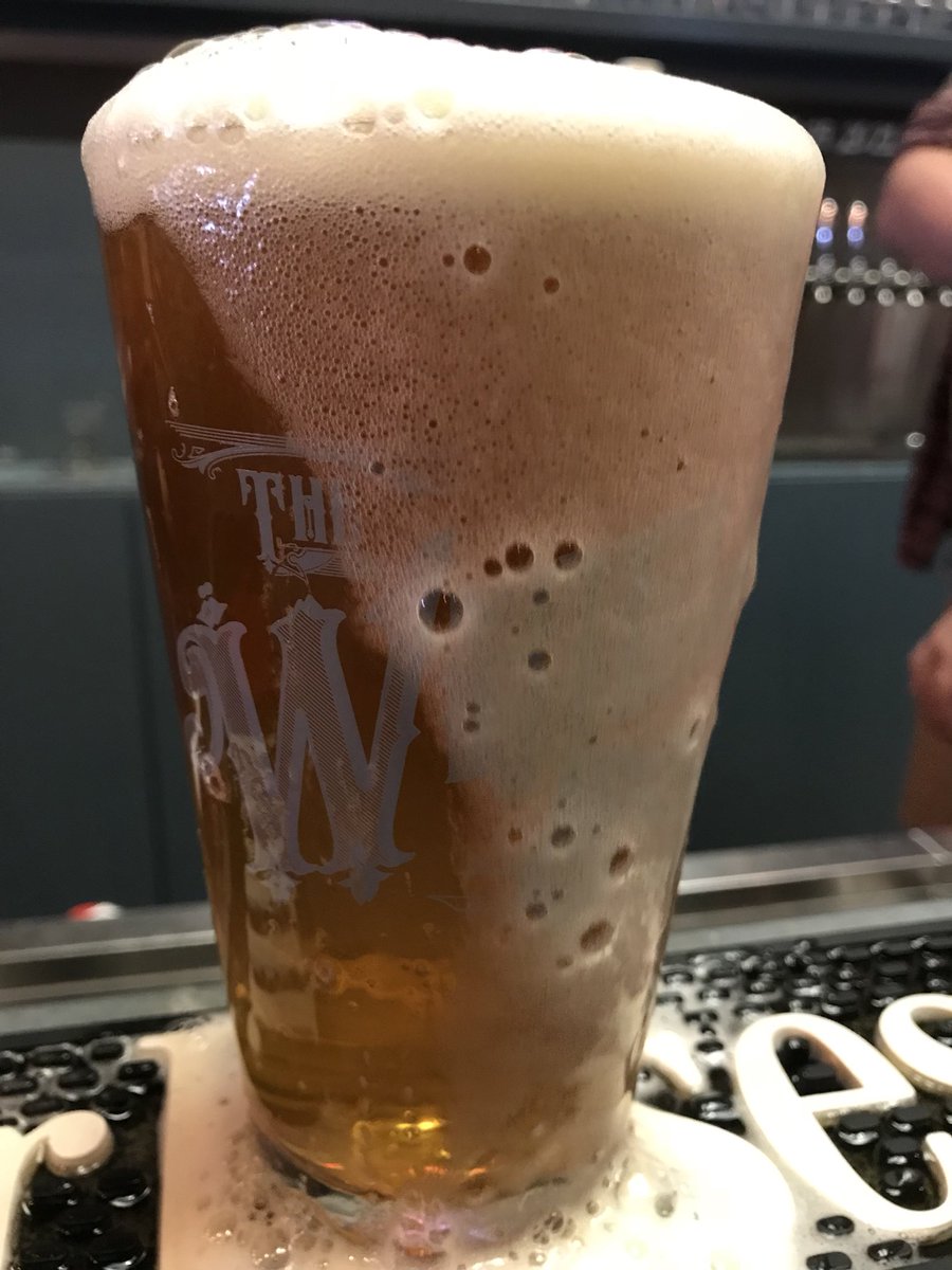 theWrigleytaps's tweet photo. Today’s beer pic of the week! @CountryBoyBrew Wet Hop IPA #thewrigleytaproom #craftbeer https://t.co/5lmAFLDyWM