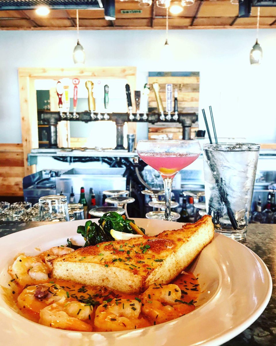 FishCampMC's tweet photo. Thx to our friend @ryanjbolger for this pic of our #shrimpngrits on #lunchmenuonly for now! #mymichigancity we'd thru sun lunches. https://t.co/5YVMJ9uCql