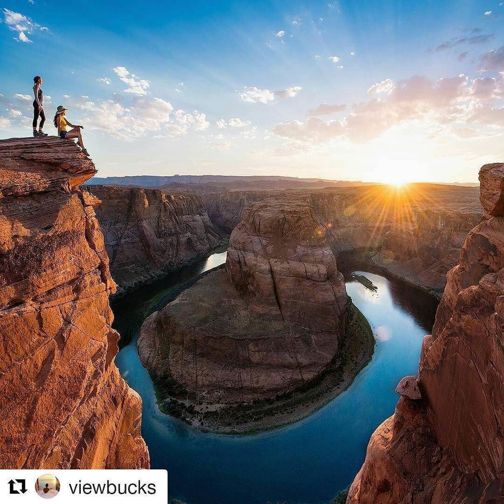 fotoenfocateweb's tweet photo. El horizonte de un maravilloso paisaje gracias a @viewbucks #landscape #landscapephotography #paisaje #landscapelovers #sunsetlovers https://t.co/YdlG8ds4pn