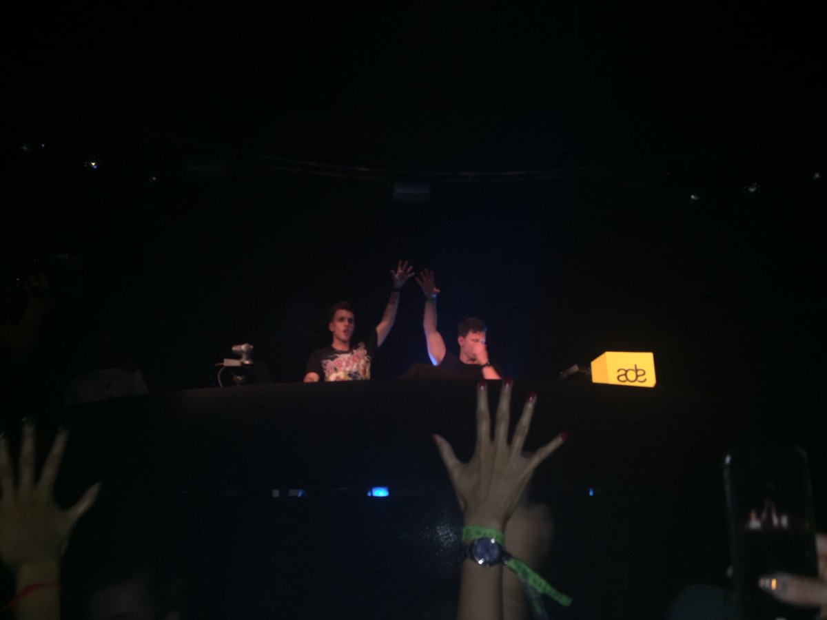 omorfitkata's tweet photo. Last week that time π @nickyromero @feddelegrand #ADE #ProtocolFamily #ProtocolADE https://t.co/GIg4E1rglT