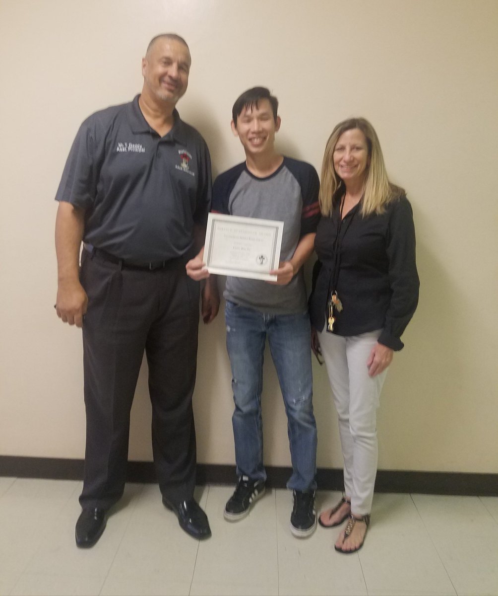 SantaAdultEd's tweet photo. More success at Santaluces Adult Education!  @SantaAdultEd @Carolina_Blue21 @Prin_Robinson @ACEofPBC https://t.co/aa49RYRa6C