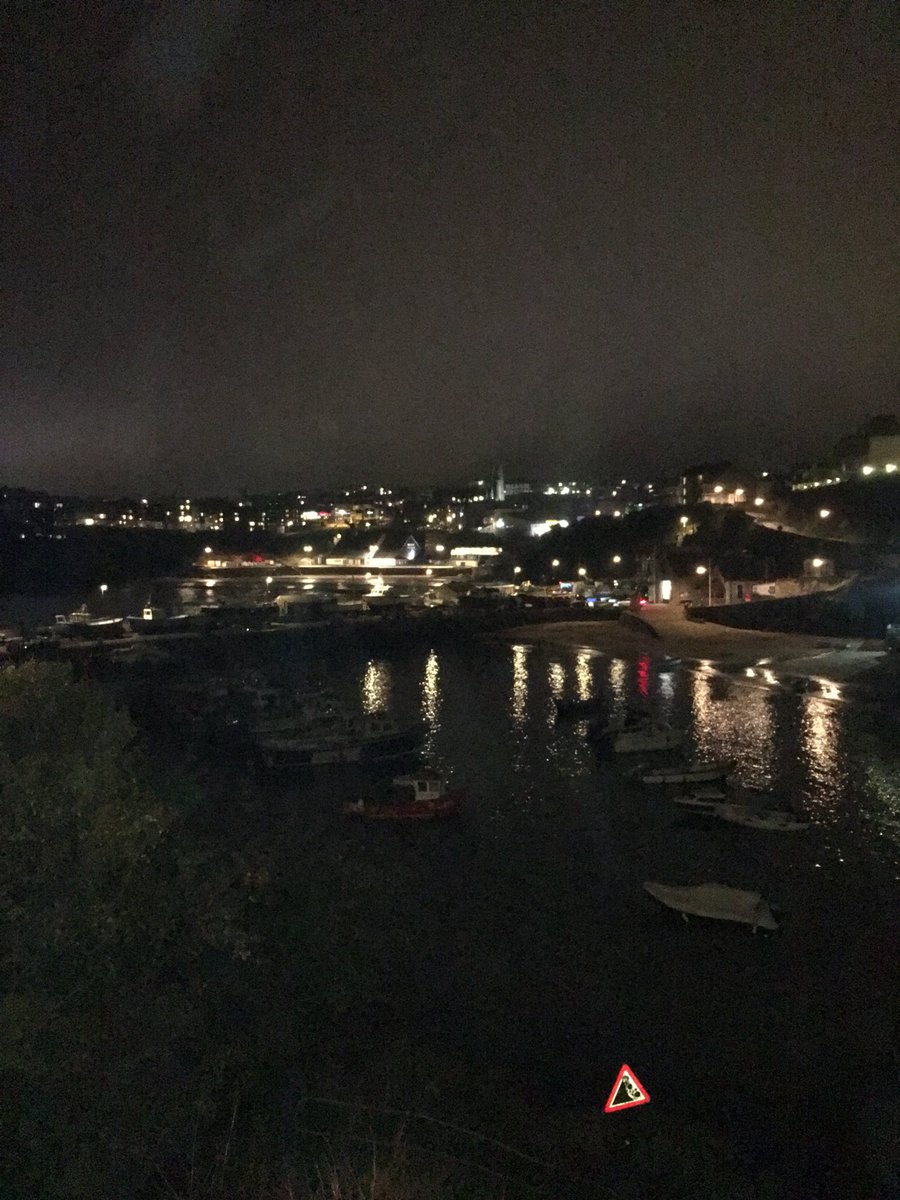 pammyperth's tweet photo. Fish and chips #harbour #newquay #bloodhoundisgo https://t.co/MYKn01imSr