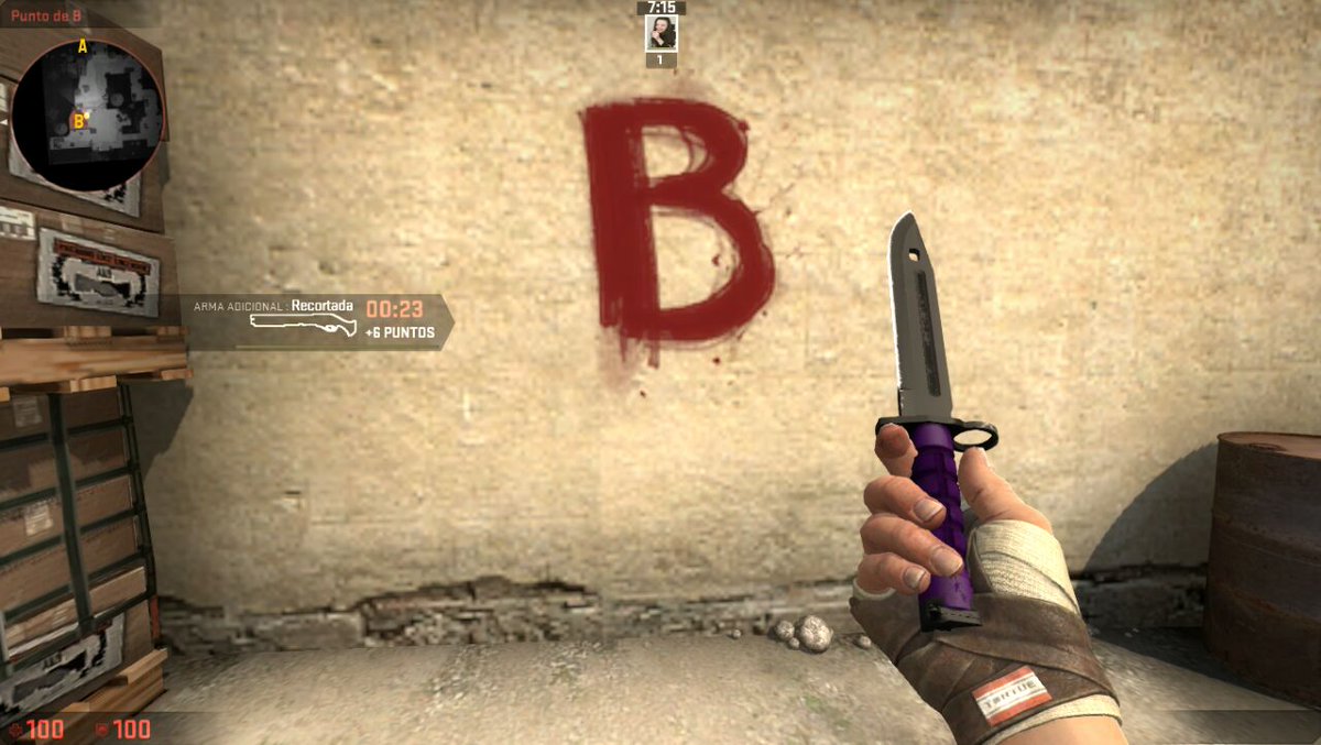 Wel99x's tweet photo. ¿Que cuchillo os mola más para que os sorteemos por Halloween 🎃? 🦇
En mi opinión prefiero el Bayoneta Ultravioleta, COMENTAD CUÁL! 😄 https://t.co/zO6pZXuWUG