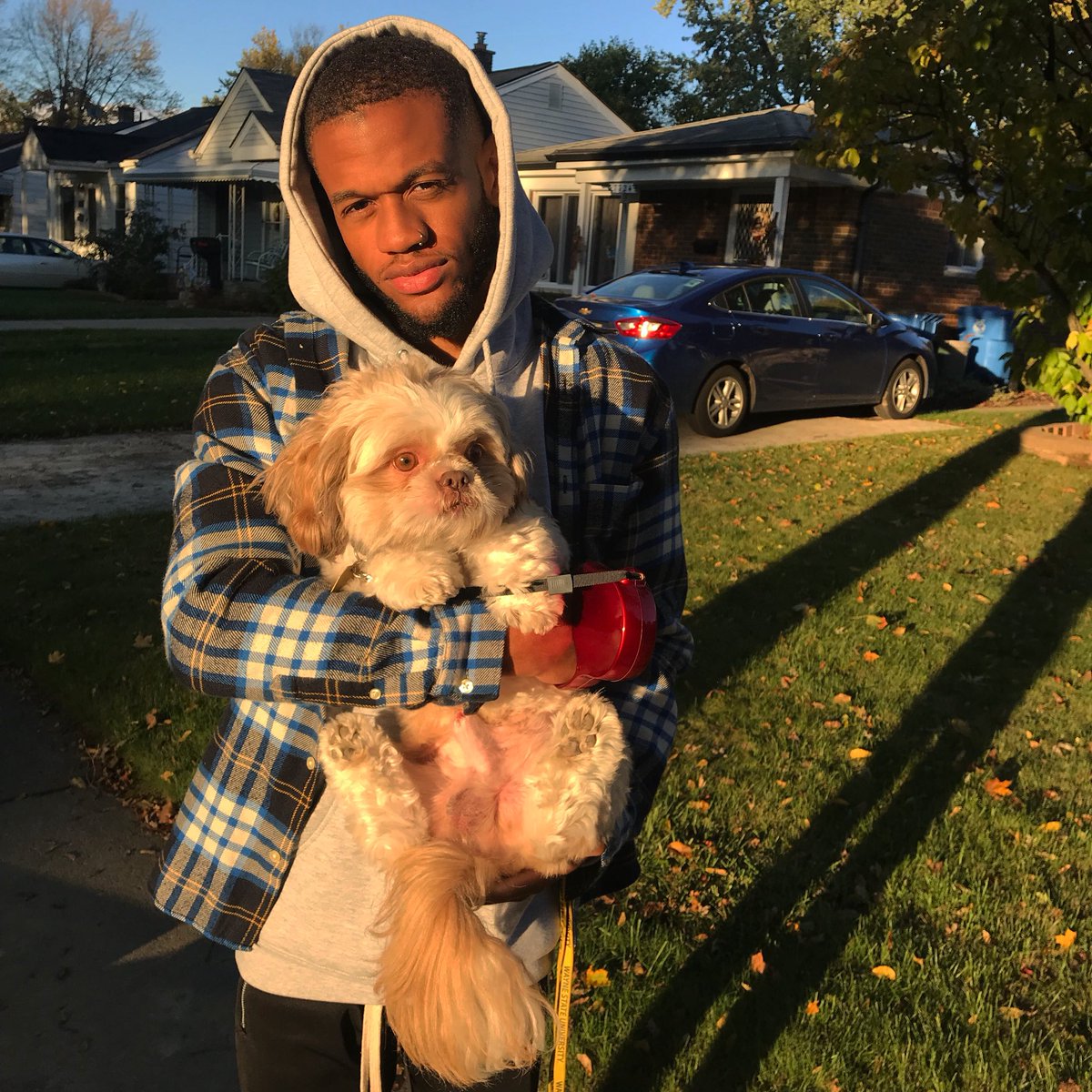 DemetriusHarmon's tweet photo. me and my child. https://t.co/X0ixujkK1v