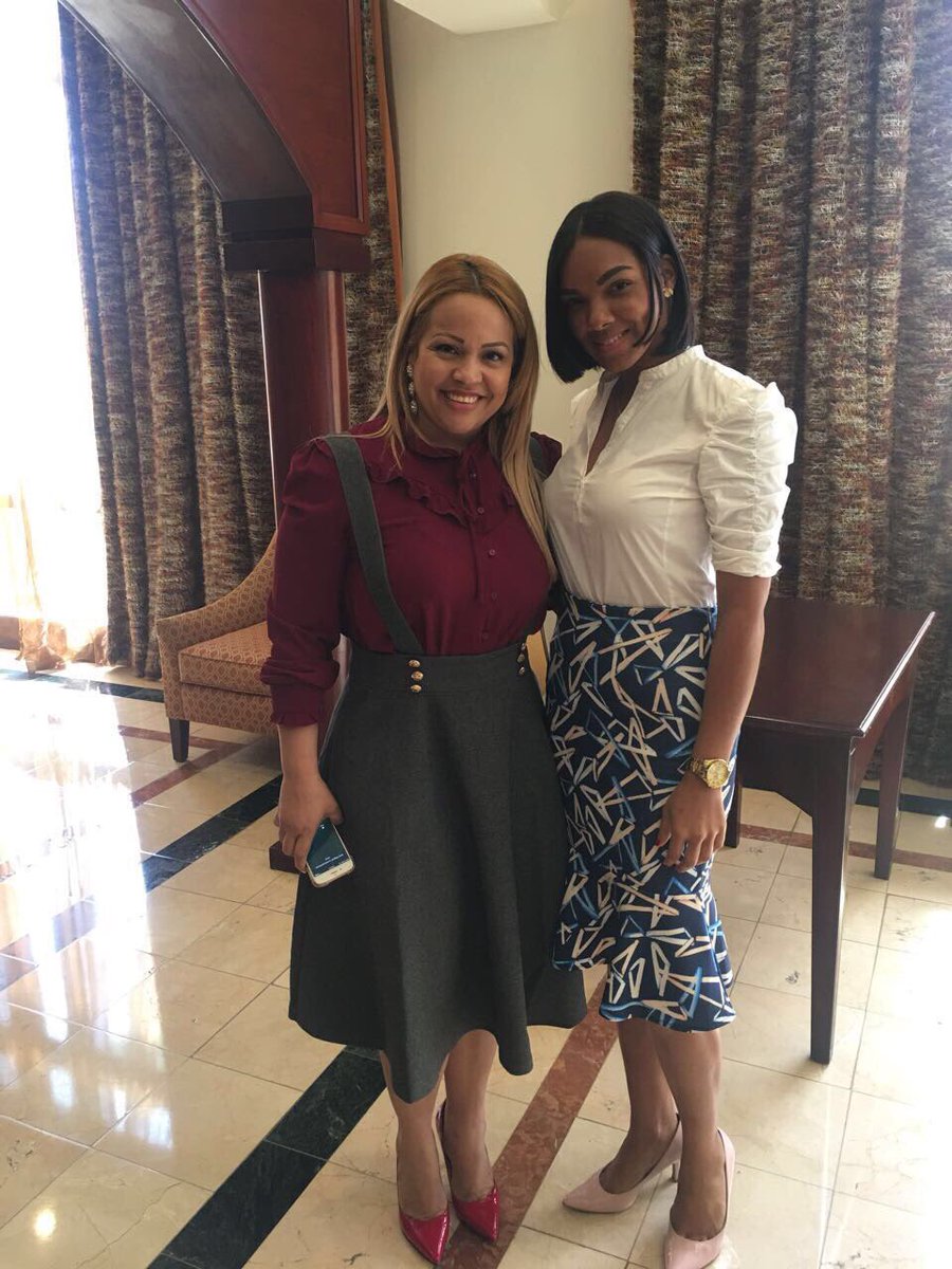 FronteraMujeres's tweet photo. || IGUALDAD DE GÉNERO Y DEUDAS PENDIENTES CON LA MUJER DOMINICANA ||
#MujeresSinFronteras @Karenserrata @ministeriomujer @JanetCamiloRD https://t.co/yWoYeBgYrj