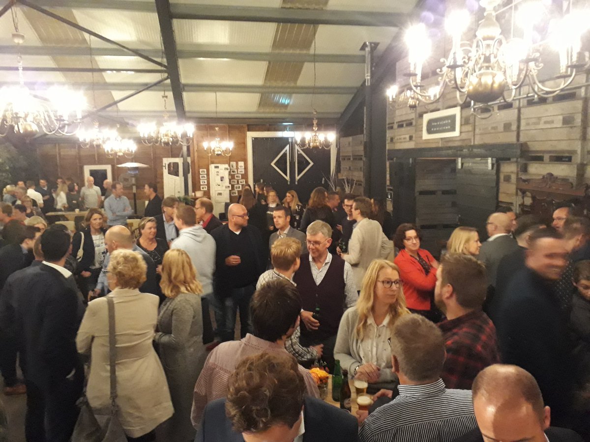 BusinessClubNV's tweet photo. Onze dank gaat uit naar @FruittuinVrbeek @BPMMEF @hmwesterink @typhoon en @TenCateWonen. Jullie hebben deze avond onvergetelijk gemaakt!! https://t.co/HAWxQ9H0I9