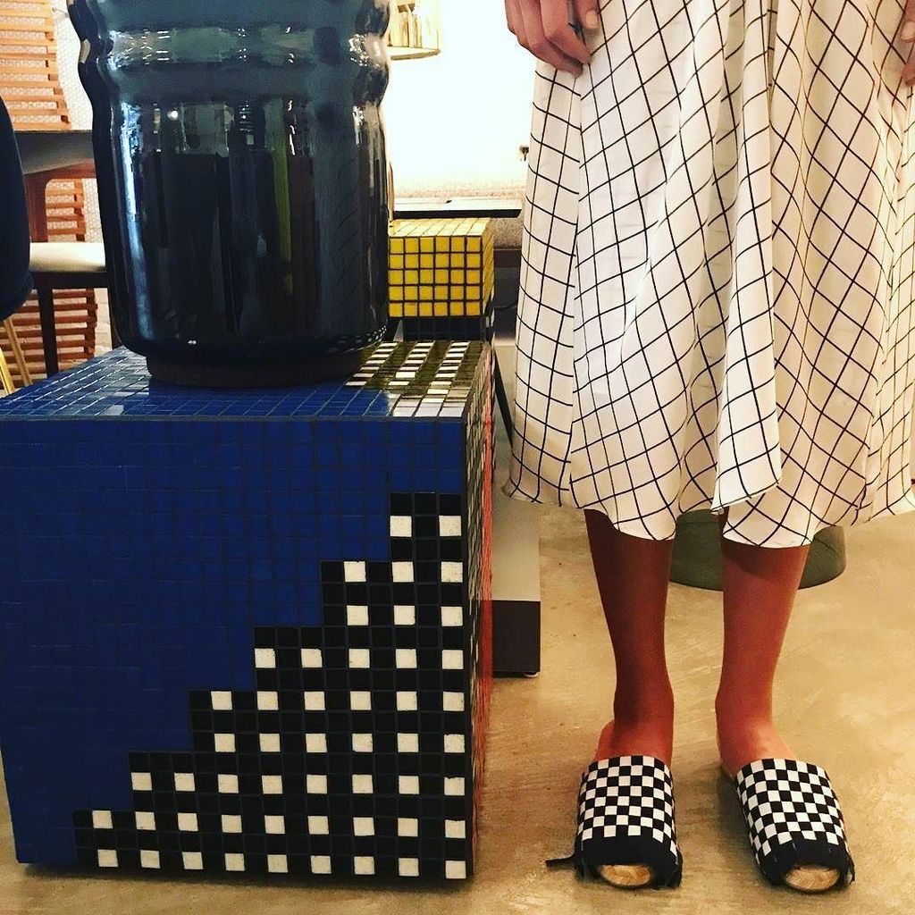 KALPRNYC's tweet photo. Checkmate!

Details at Haus Alkire's (@hausalkire) #SS18 Presentation. #hausalkire #nyfw https://t.co/kVG1gY2K7v https://t.co/qyWWijruG6