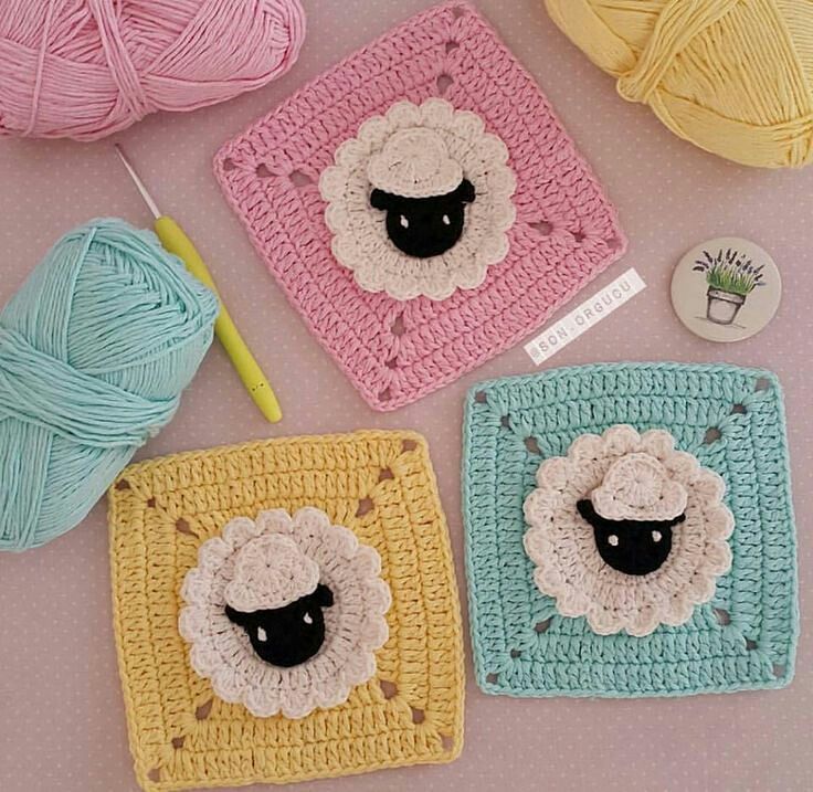 KnittingZones's tweet photo. #crochetflower #crochetaddict #grannysquare #crocheted #örgü #crochê #crochetlove #crochetblanket #crochetersofinstagram #knit #etsy #wool https://t.co/osPwLvpZwQ