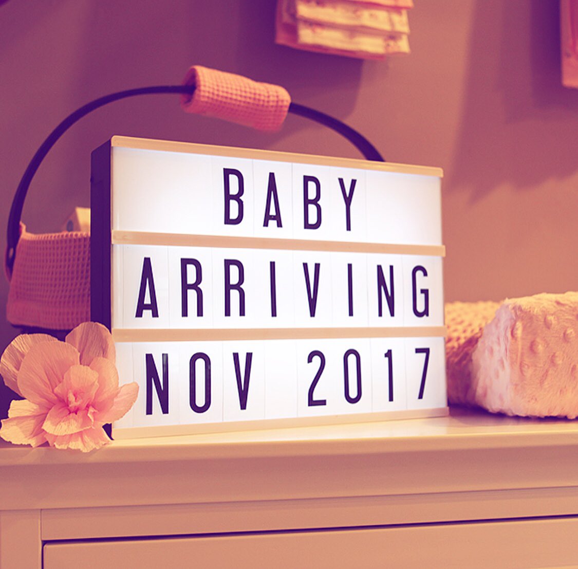 OmgAmandaTweets's tweet photo. #dueinnovember 🤰🏼👶🏻🎀 https://t.co/rEaNDv6CZh