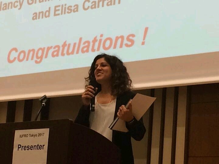 LIFE_MOTTLES's tweet photo. #Mottles: The MOTTLES scientist Elisa Carrari received the prestigious Bill Manning IUFRO Award for the best poster presentation today https://t.co/OZQLmaNkf0
