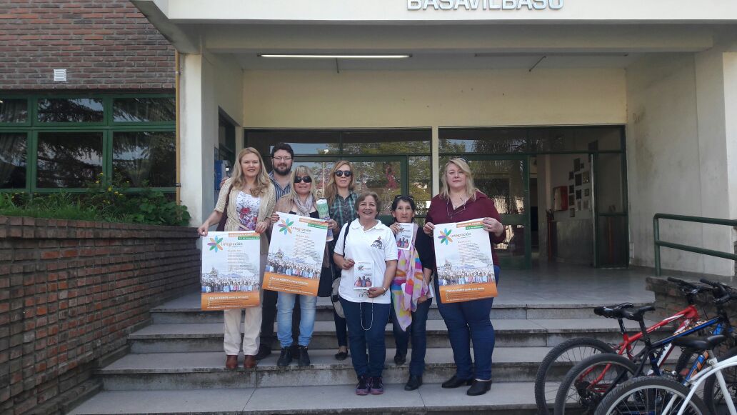 IntegracionER's tweet photo. Recorrimos escuelas en #Basavilbaso, Departamento #Uruguay. 
https://t.co/sij8Dhh24w https://t.co/4gz9BulMcz