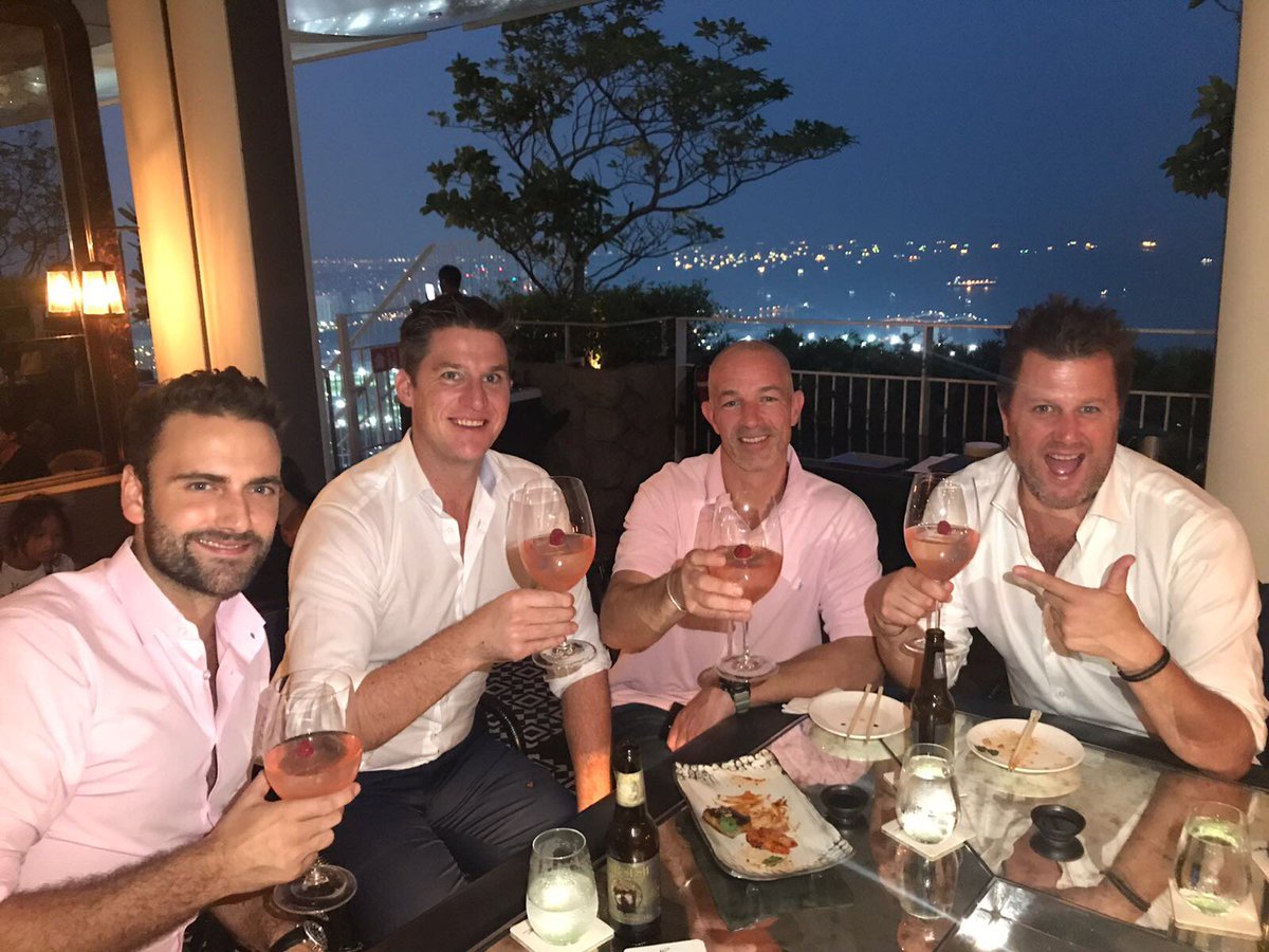 TomKingUp2Speed's tweet photo. Great evening at @marinabaysands with @TC_Up2Speed @NickDUp2Speed &amp; leading @Up2Speed_ #Sales #Trainer Marty G! https://t.co/cZ8O9E4mtP