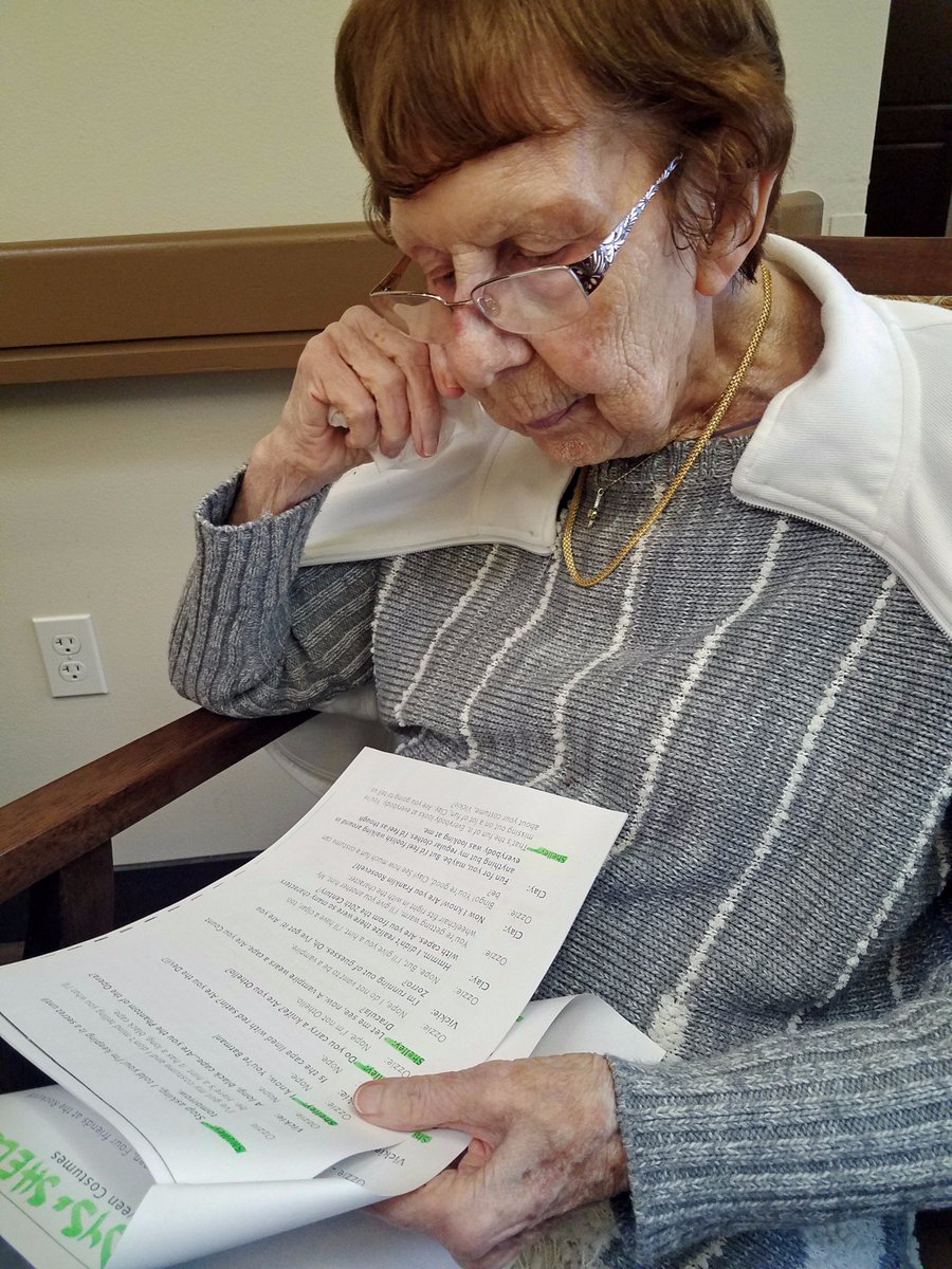 MtBachelorLEC's tweet photo. Residents are rehearsing the skit "Halloween Costumes" to perform at our Fall Party tomorrow. Join us from 2:30-4:30! #FrontierCulture 🎭🍂🎉 https://t.co/Uw23TpXg2n