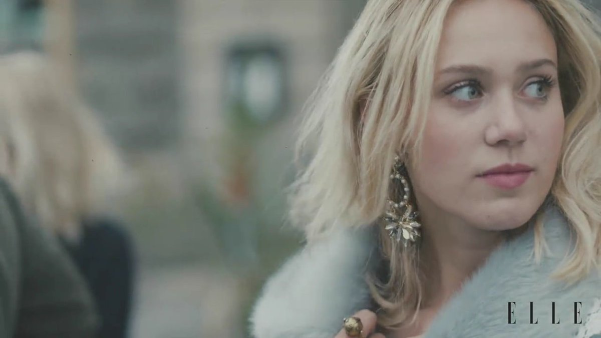 SolstraleSaetre's tweet photo. She looks brilliant! #josefinefridapettersen #josefinepettersen #skam #skamcast #elledenmark #elleDK @josefinpettersn #myscreencaps https://t.co/j8lzARWd4x